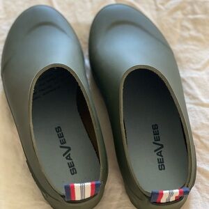 SeaVees Bodega Garden Clogs Military Olive